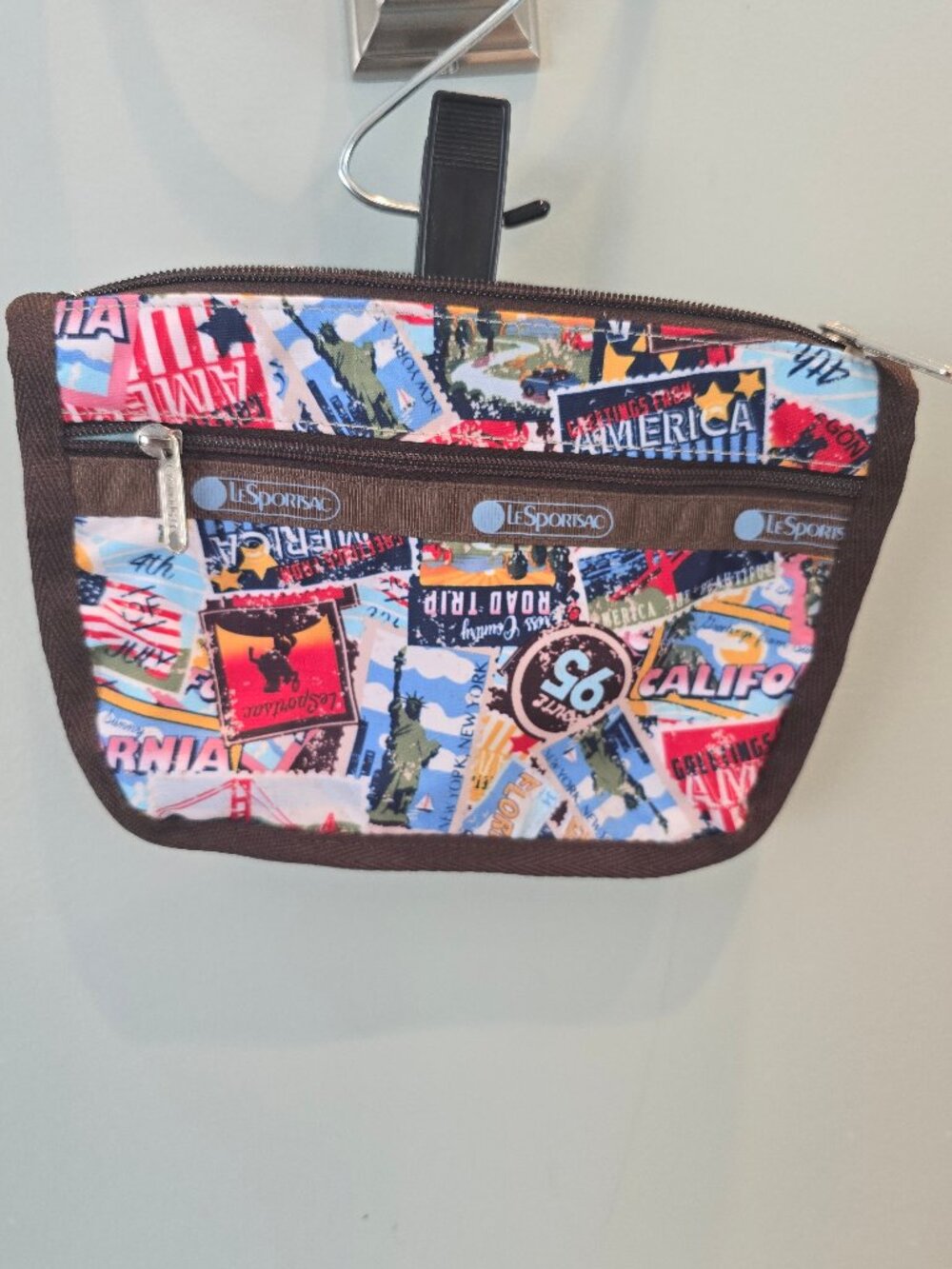 NWOT Vintage LeSportsac "Greetings From America" Cosmetic Bag